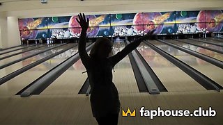 Cute Teen Gets Hard Dick in Tight Vagina - XXX!