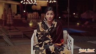 Rickys Resort - Roxie Sinner Episode