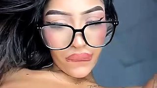 Hot Tattooed Babe Teases & Plays