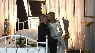Bride: Blowjob, Licking  Hardcore Porn