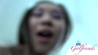 Kimmy Kimm Takes a Deep Creampie Then Pushes It Back In - POV GFE No Condom Load Hunter