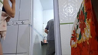 Fanny Squirting Gets Plumbers Creampie in Shower