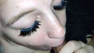 Pregnant Milf Swallows Cum Right Before Going Into Labor