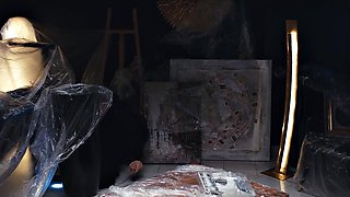 Time Freeze Porn: Italian Beauty Layla Scarlett Performs Steamy Handjob for Sam Bourne During Security Duty