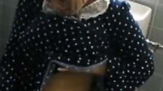 Stuck up Older Women - Toilet Masturbation Collection of 25 - Ep05
