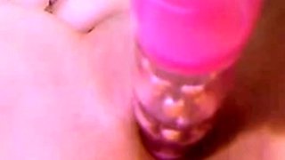 Webcam Girl Shows Off Her Body