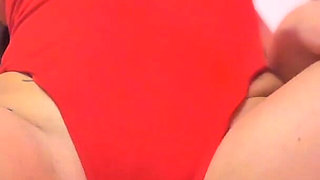 Latina Shows off Her Wet, Tattooed Pussy