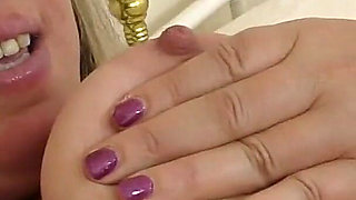 Curvy Mature MILF Shooting Star Loves Having Your Attention While She Masturbates