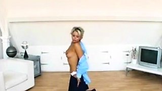 Jo Guest Blonde Celebrity on Webcam