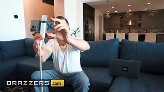 Brazzers - busty hayley davies makes celibacy unlikely for vince with her seductive, insane challenge