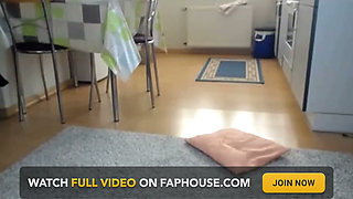 Girl Sexydea Flashing Ass on Live Webcam