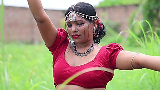 Indian Desi Girl enjoy big dildo while she is Horny