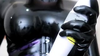 Big boobed Memphis masturbates in a bodystocking