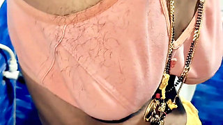 Desi Bhabi Hair Remove in Bathroom