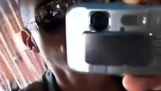 Dos Mexicanos Cogiendo Bareback Frente al Espejo