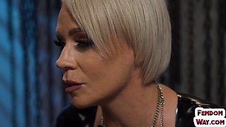 BDSM wild bitch loves seducing partners in BDSM session