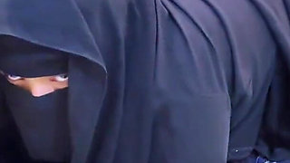 Whhh Uhhh Please Fuck My Big Ass, Im a Single Moroccon Girl