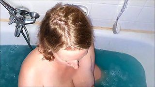HJ and BJ in the Bathtub