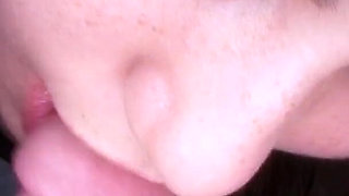 Edie Haze : morning wood oral creampie