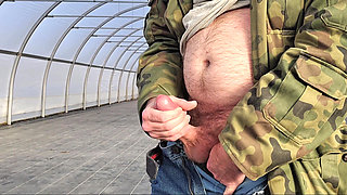 Big Cumshot Quick Public De-stress Jerk