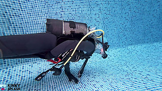 Scuba Wank & Underwater Orgasm