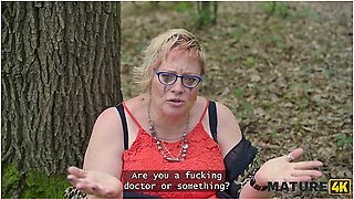 Kinky Mature Giantess Diana Loves Pet Play In Stockings With 2 Strangers In Public