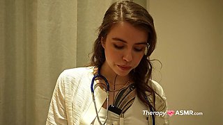 Mia Trejsi Eden Ivy Lesbian ASMR Cunnilingus