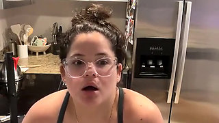 Live Stream with Dani Valentina