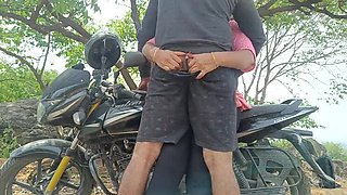 Office Staff Fucks Manager Outside - Desi Babe Pushpa Valli in Hot Outdoor Romance Part 3