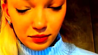 Close up with teen blonde sex doll rubbing her cunt