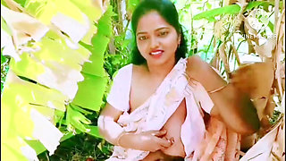 Dare Game in the Park with Stranger - Tamil Hot Video in the Public Place