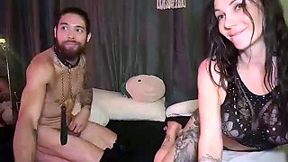 Webcam skinny brunette plays her squirt pussy