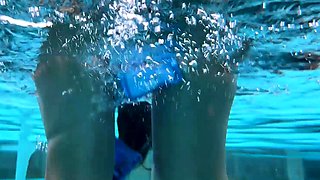 Sexy Amateur Teen Caught Fingering Herself Underwater