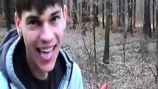 Twink Masturbates on Webcam