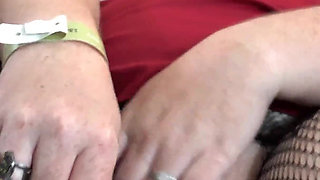 Curvy Cutie Ashley Ace Gets off with Her Dong