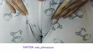 Masturbate with Pajamas