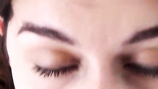 Pin-up Lily's dadcrush video