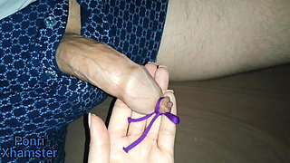 31 minutes with a tied foreskin! Then lots of precum and a gorgeous cumshot