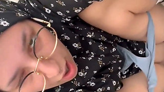 Pee in Outyroor Toilet in Hijab