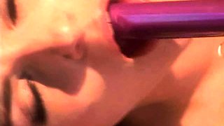 Petite small tit babe with perfect pussy masturbates