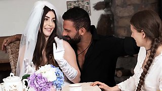 Busty bride cheats on her wedding with an old stripper