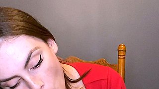Cute amateur webcam teen girl toying pussy on webcam