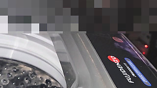 Dildo Habang Sinusubo Ang Tite
