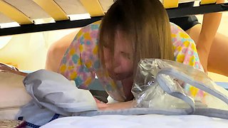 Sassy amateur doll performs kick ass blowjob