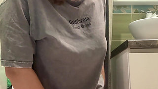 I Decided to Pee Without Taking off My Panties