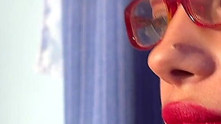 Smioking and Lip Fetish