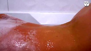 Gina Gerson Gets Wet & Wild in Hot Bathroom Fuck - German Amateur Hardcore