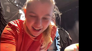 Extreme Squirting and Fucking in the Locker Room