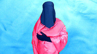 My beautiful stepmom fucks with the neighbor