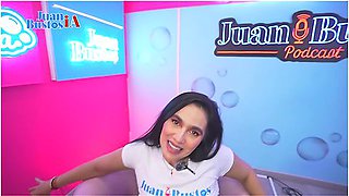 The Hottest Milf Loses Control With The Sybian Machine And Cant Help Sucking Her Friends Huge Cock - Sarah Black
